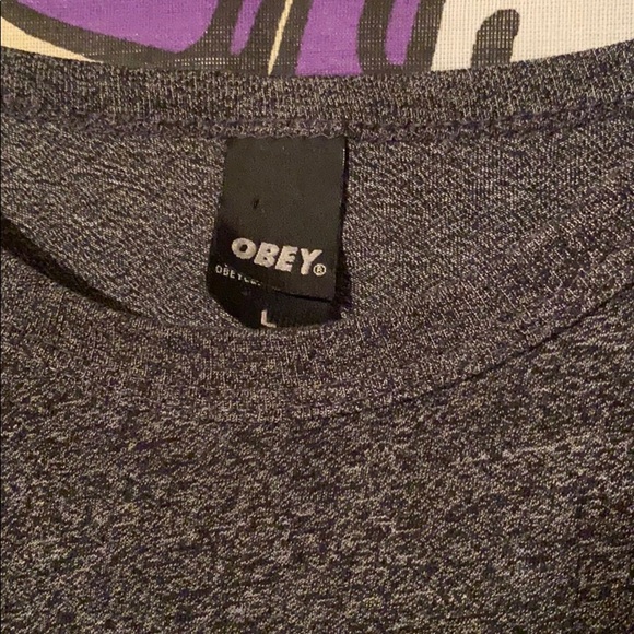 Obey t shirt - Picture 2 of 3